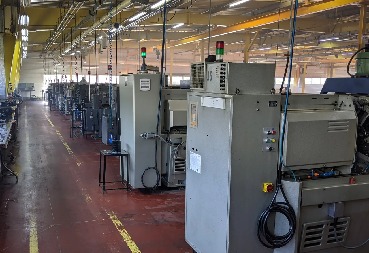 Alignement de machines dans l’atelier de décolletage