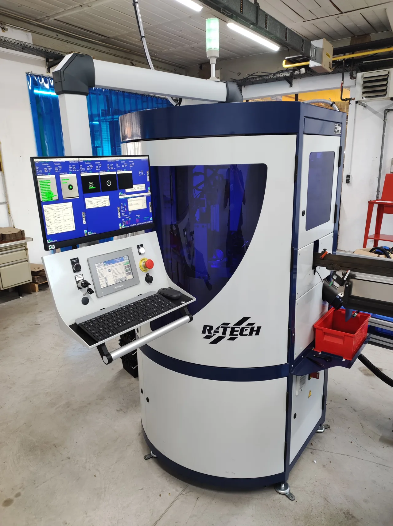 Machine de tri optique R-TECH dans l’atelier DVF